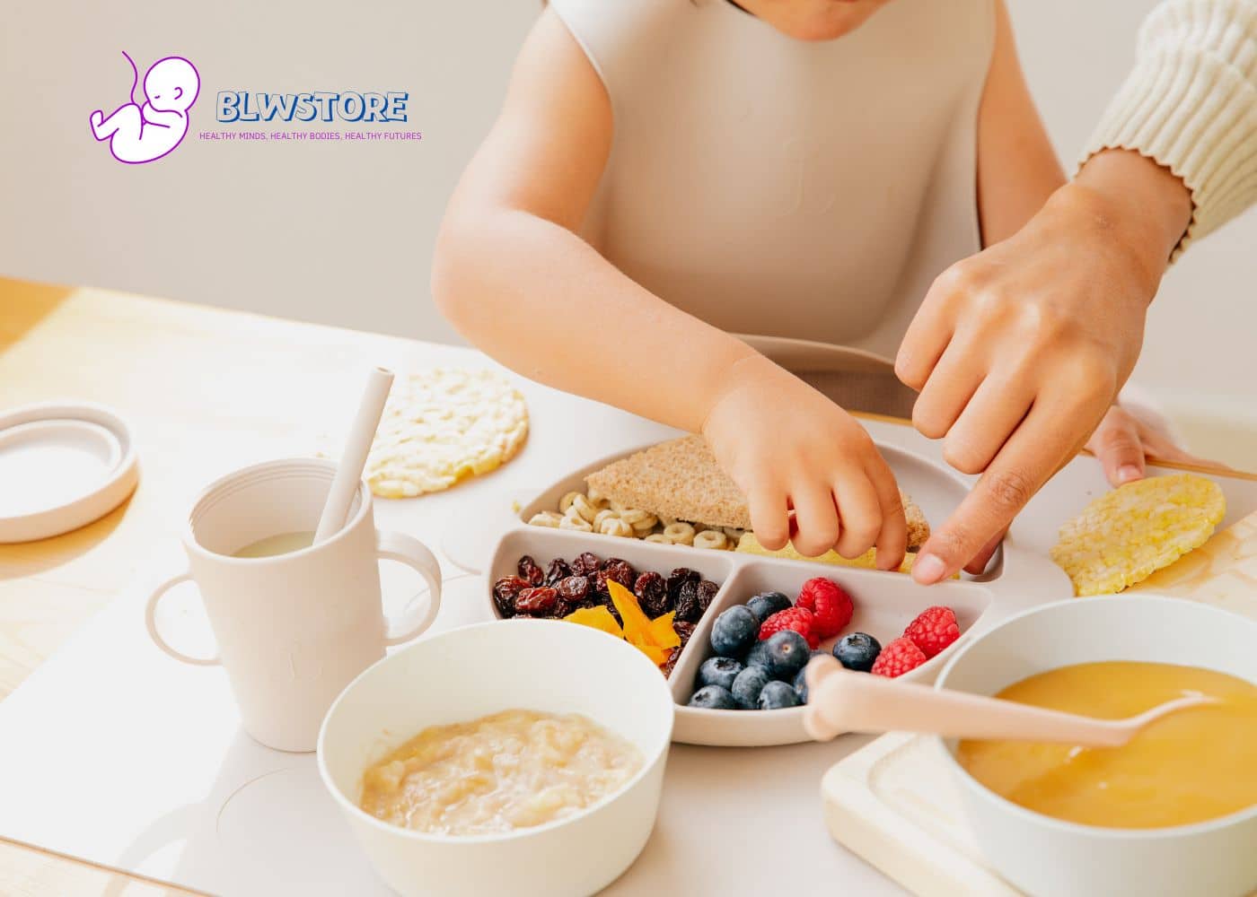 baby-led-weaning-vs-purees-the-ultimate-answer